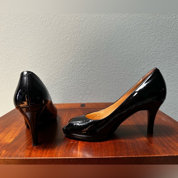 Cole Haan Peep Toe Black Patent Pumps Nike Air Collection Heels Sandals Shiny - Picture 5 of 8